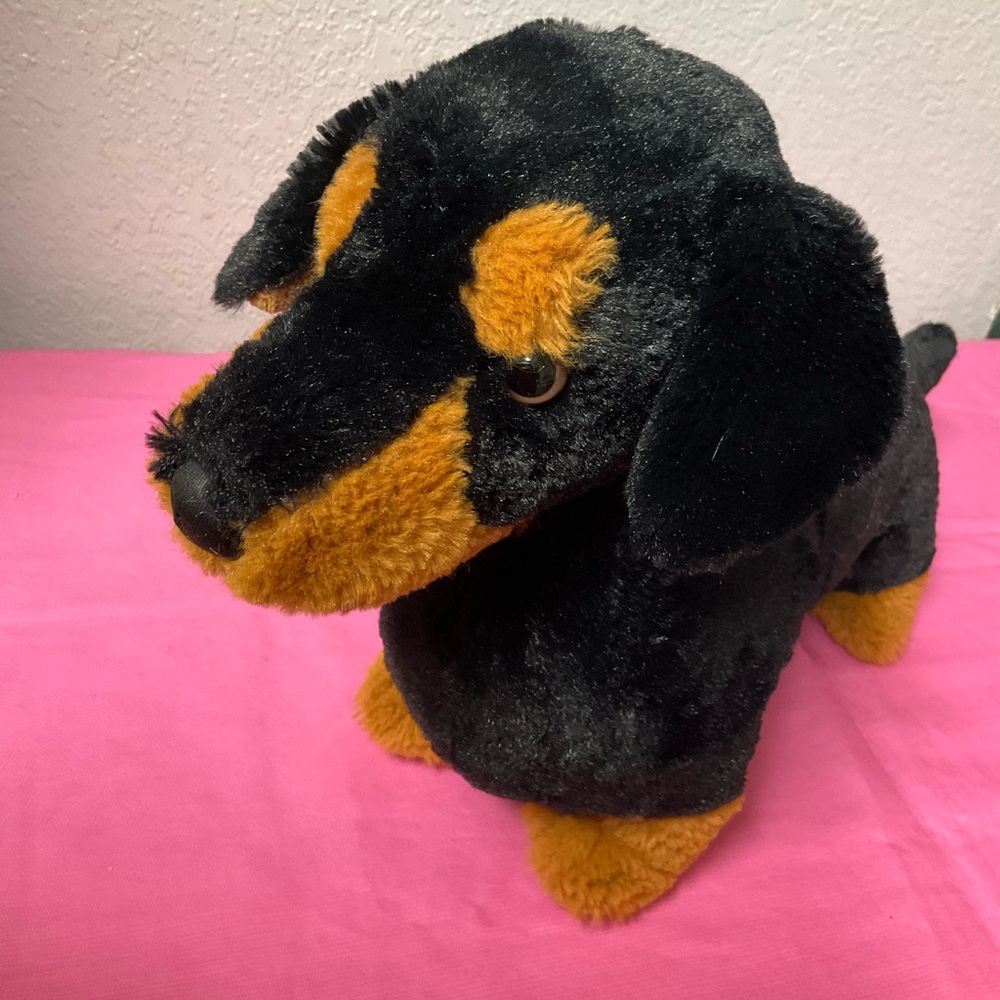 JAAG Scheel’s Black and Tan Dachshund Plush Weenie Puppy Dog Plush Toys